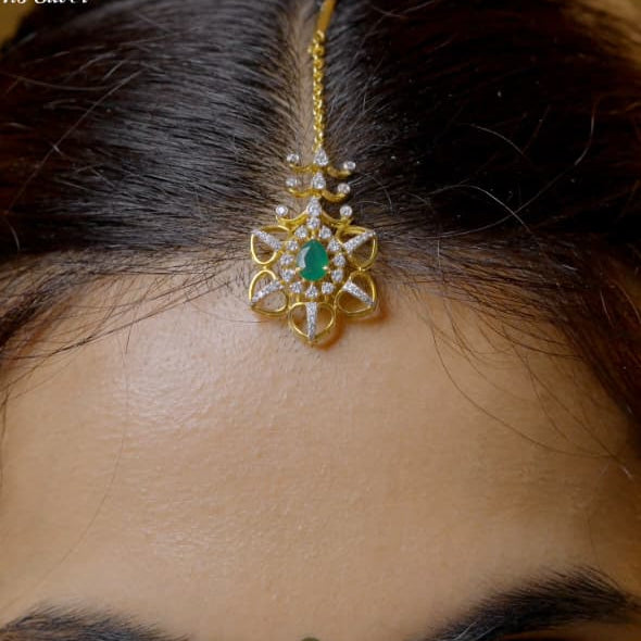 Theia Diamond look a like Kaadhal Tikka  - 2021