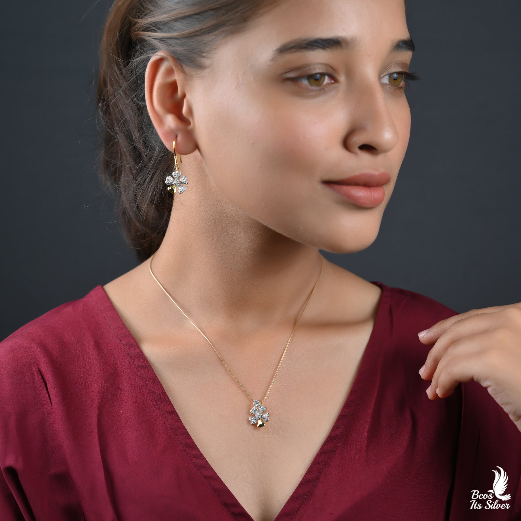 Theia Pendant with Earring - 3047