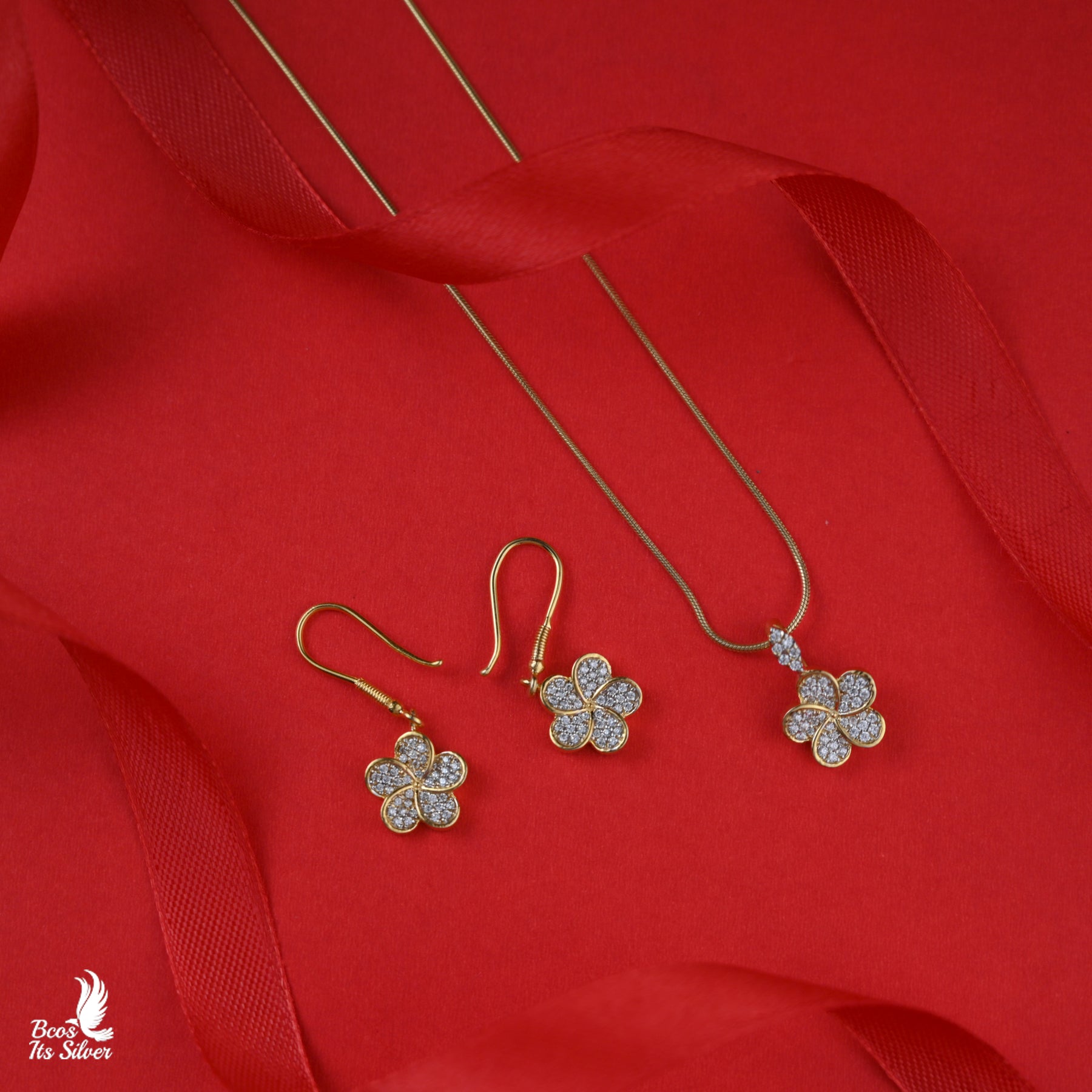 Theia Pendant with Earring - 3046