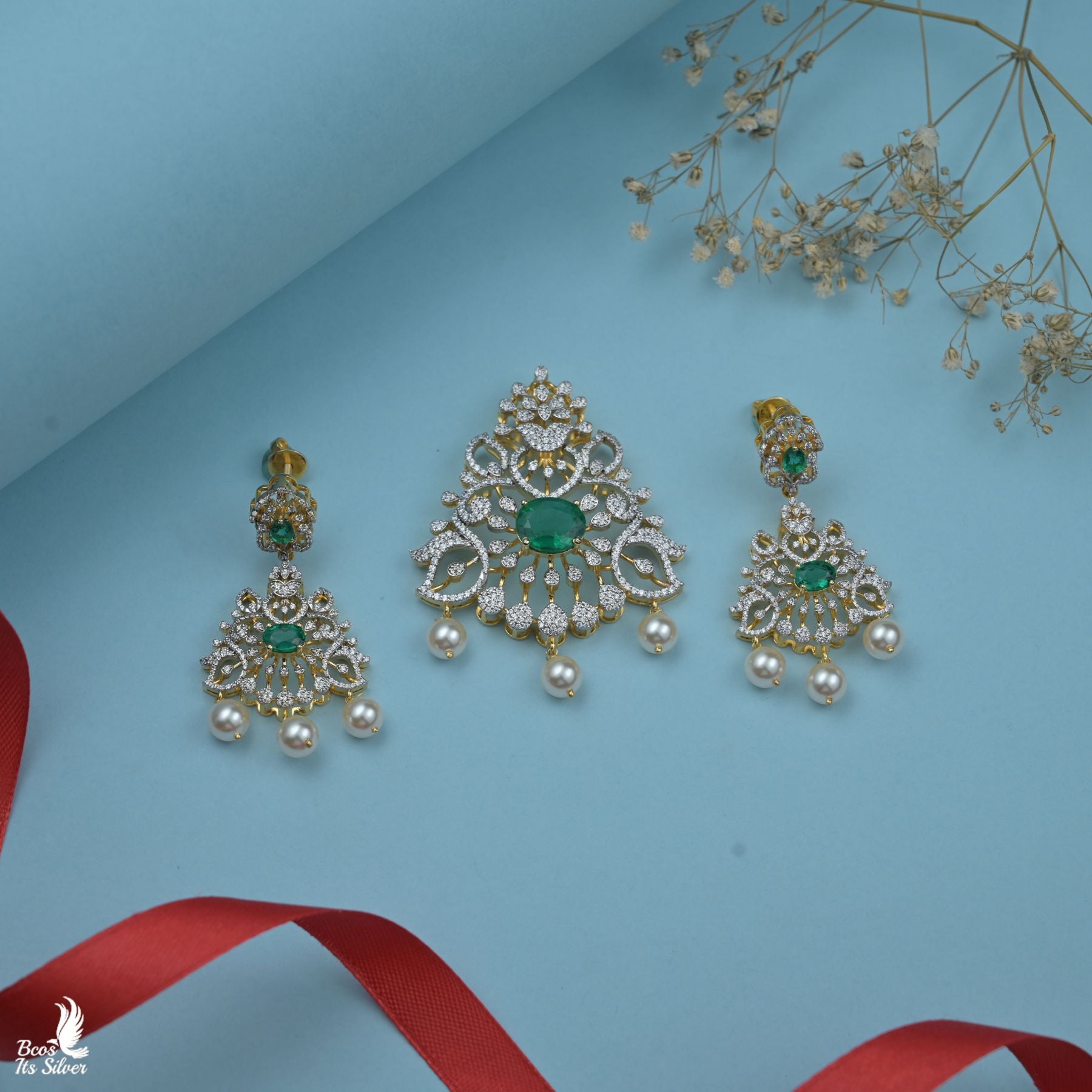 Theia Pendant with Earring - 8317