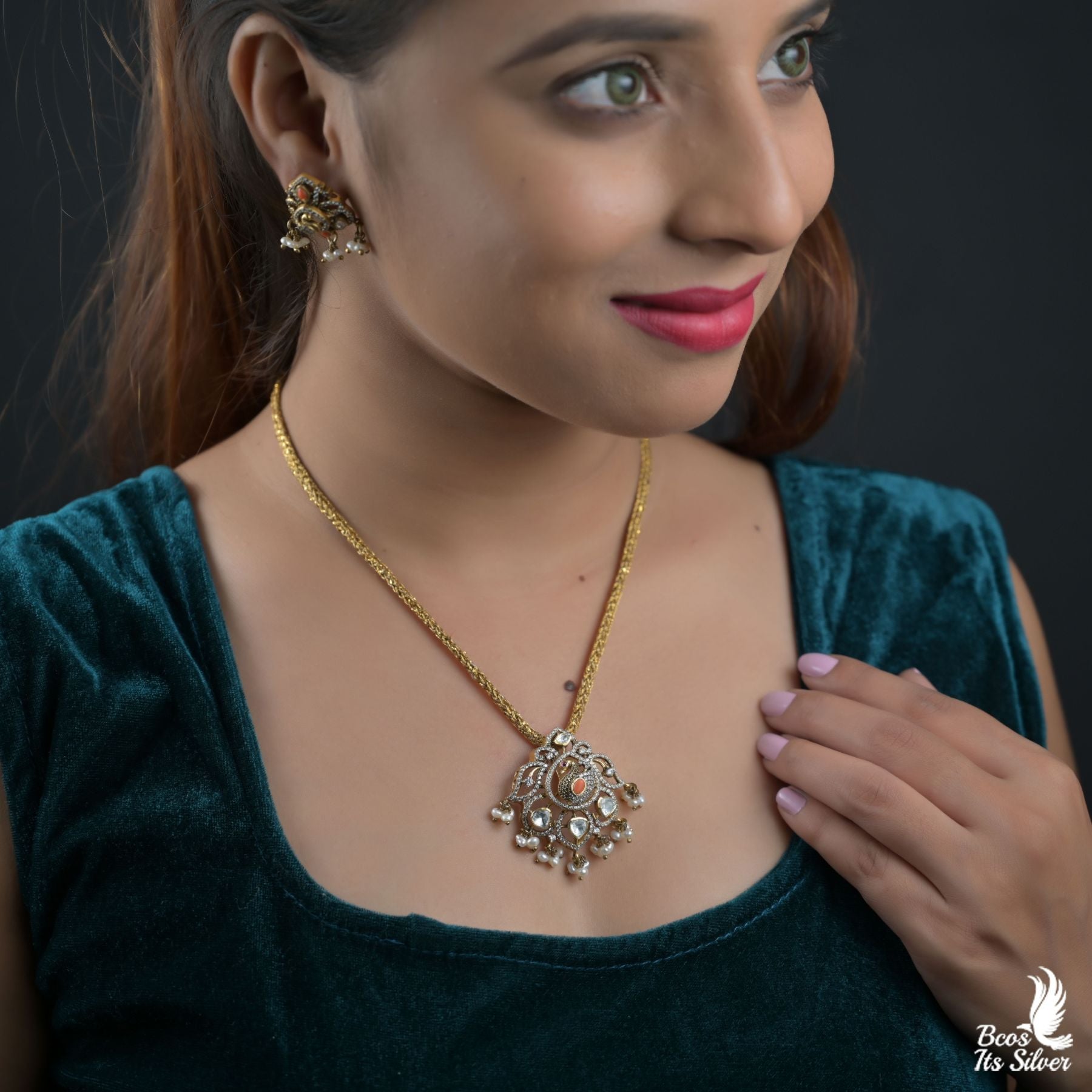 Victorian Pendant with Earring - 8286