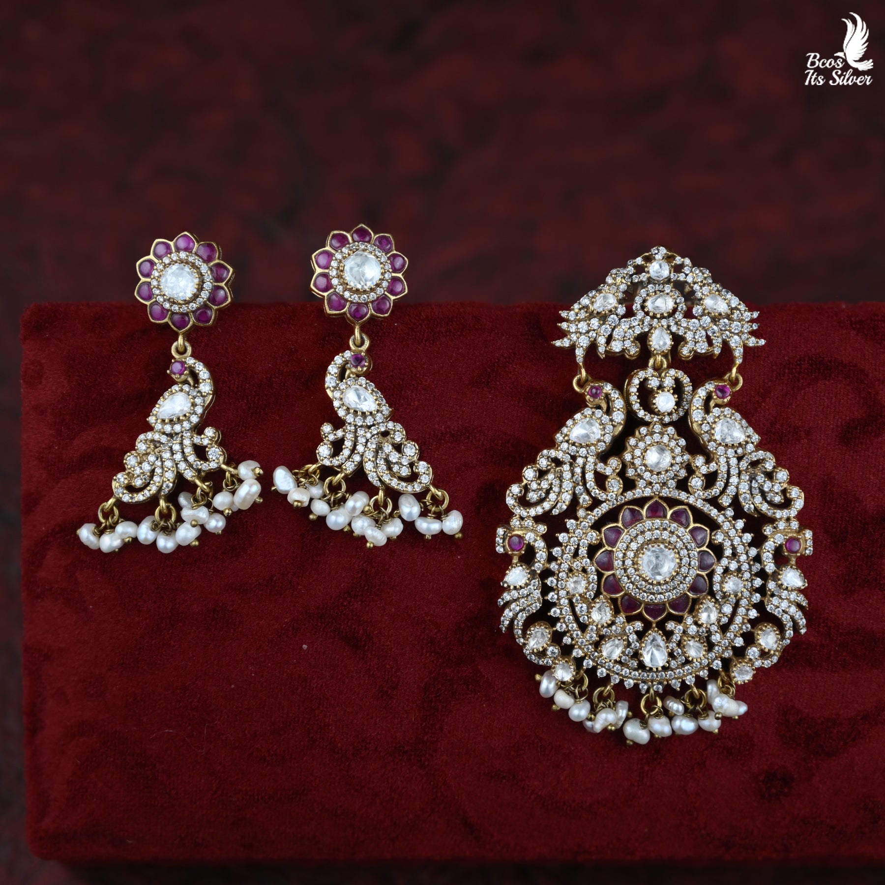 Victorian Pendant with Earring - 3259