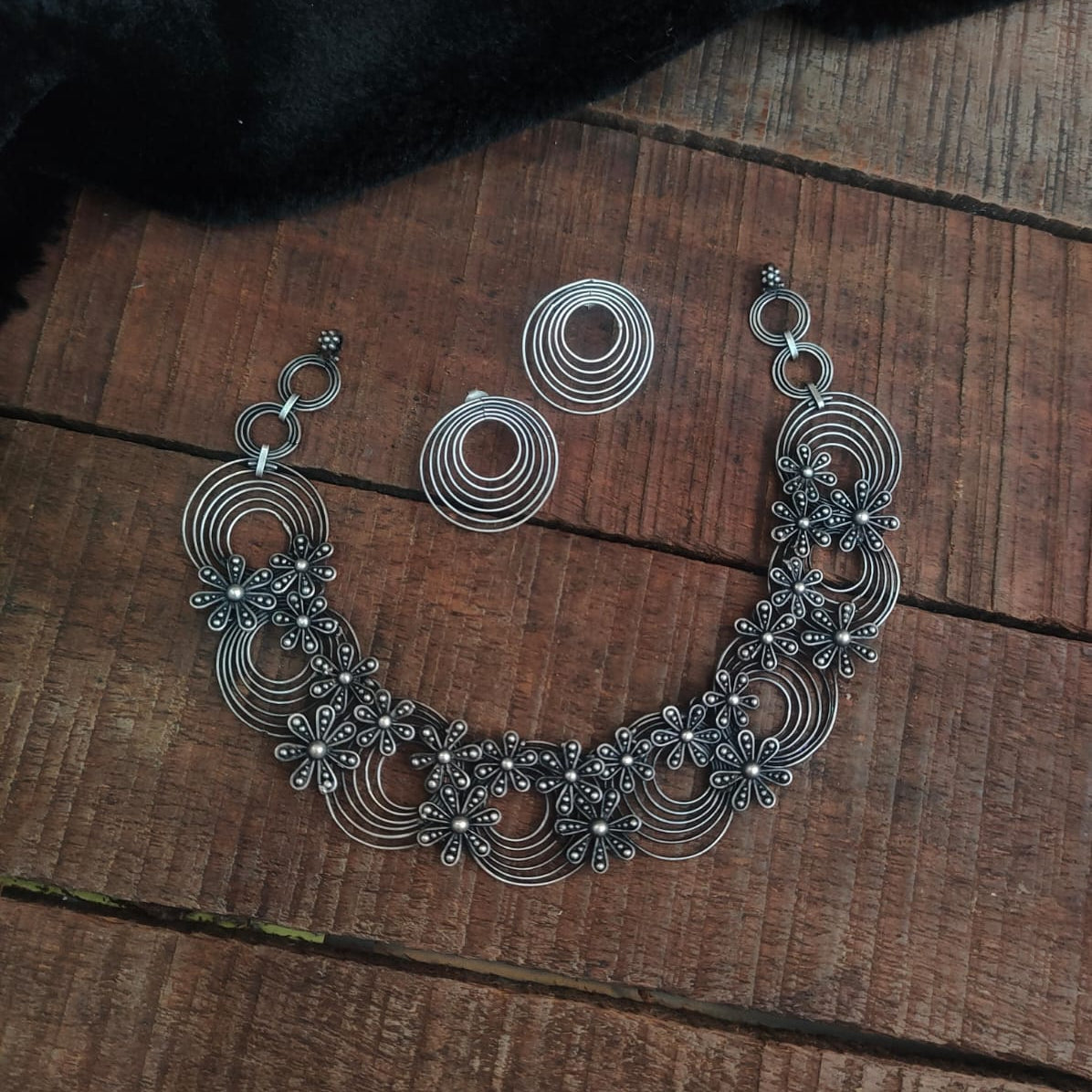 Silver 92.5 Oxidized Necklace With Earrings -0270