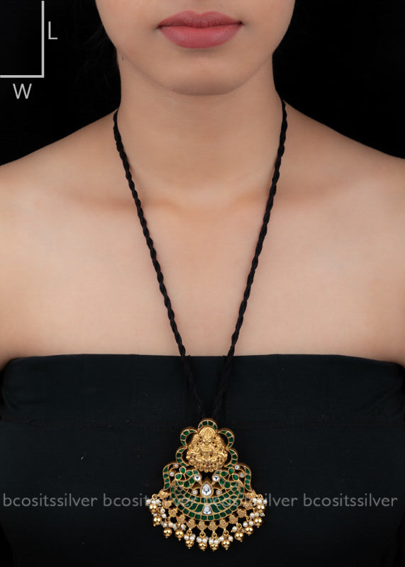 Gold Plated Kundan Sai Pendant - 1733