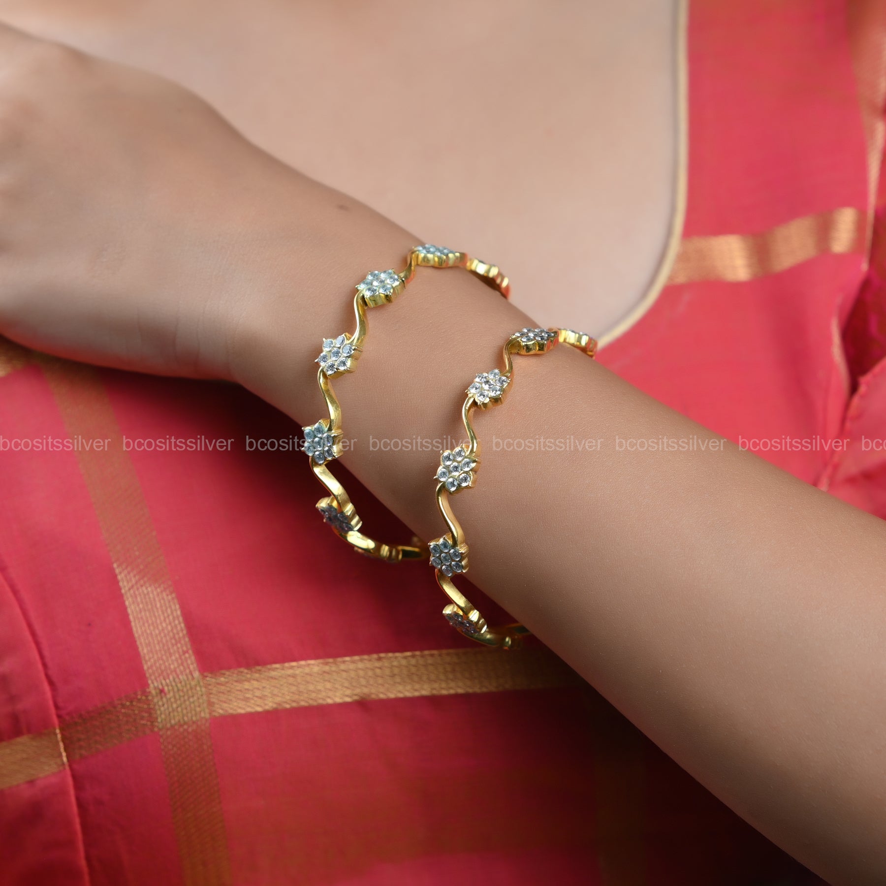 Gold Plated Pushpa Close settings bangle-9043