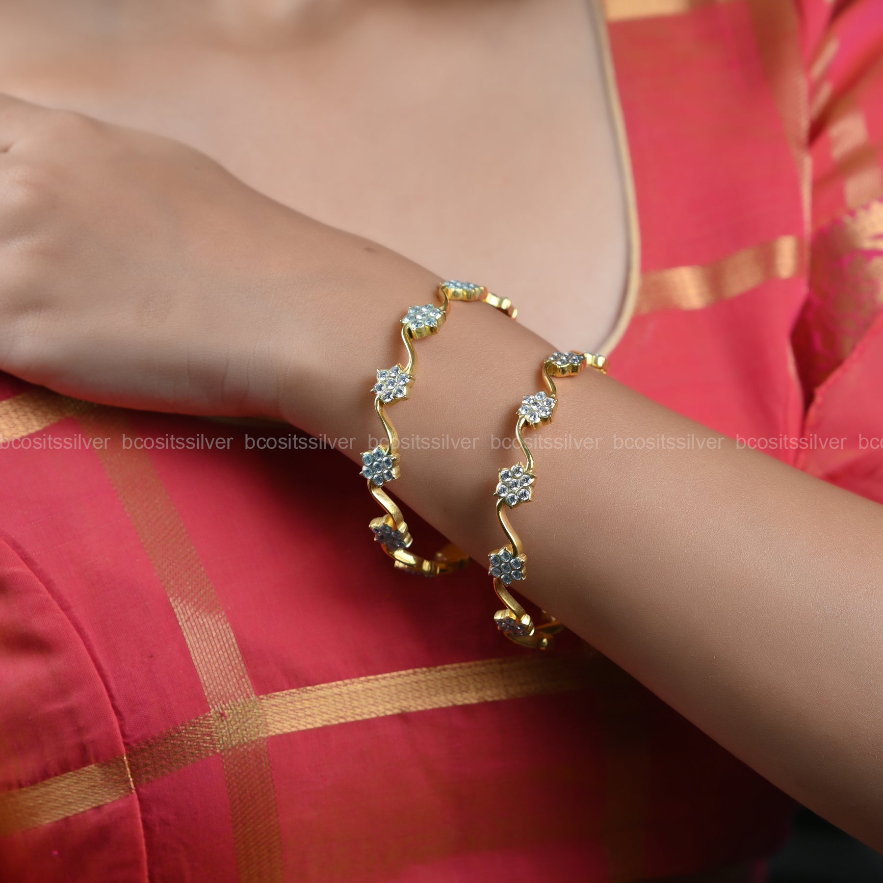 Gold Plated Pushpa Close settings bangle-9043