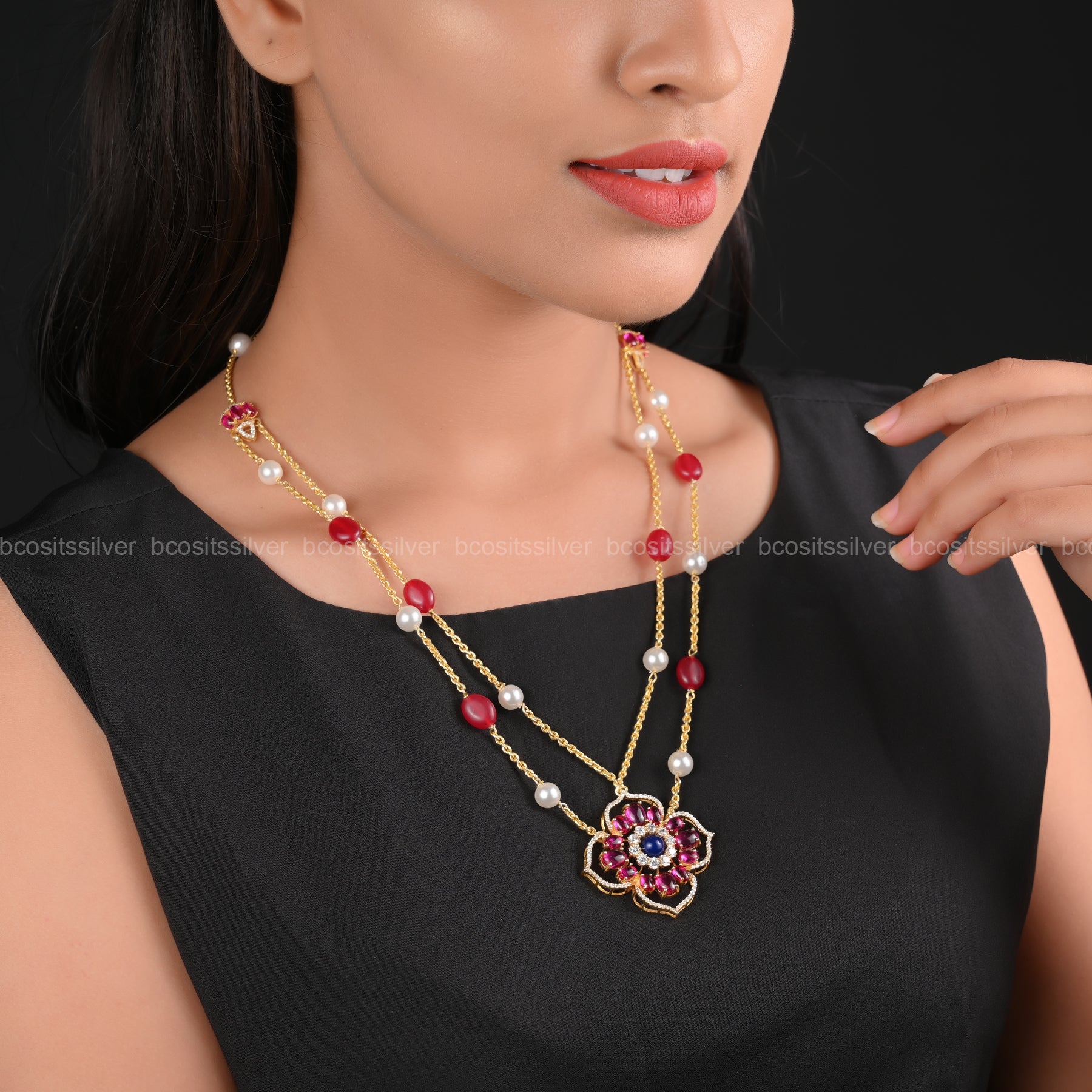 Iniya Pendent with Chain - 6446