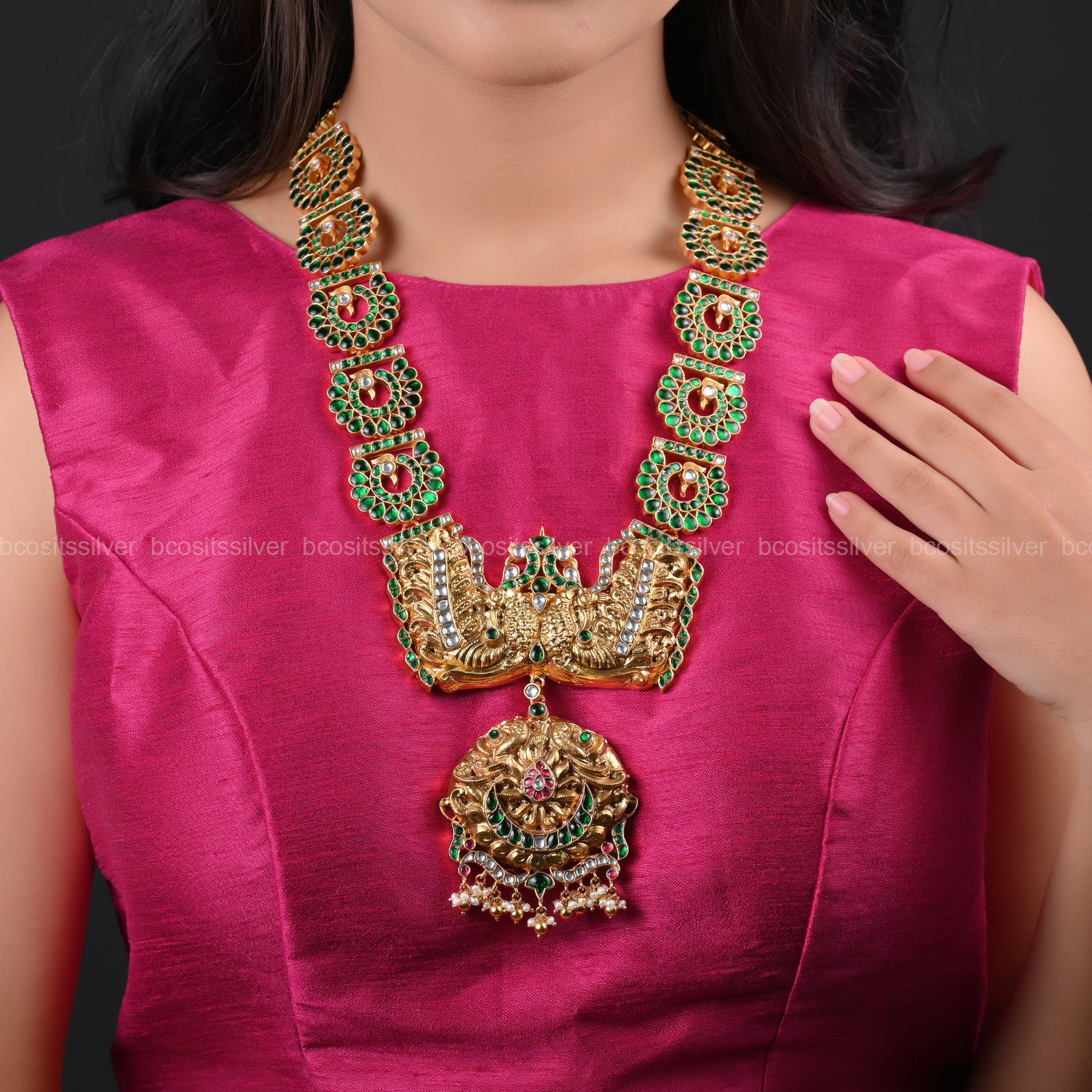 Gold Plated Necklace with Green kundan Stones - 5782