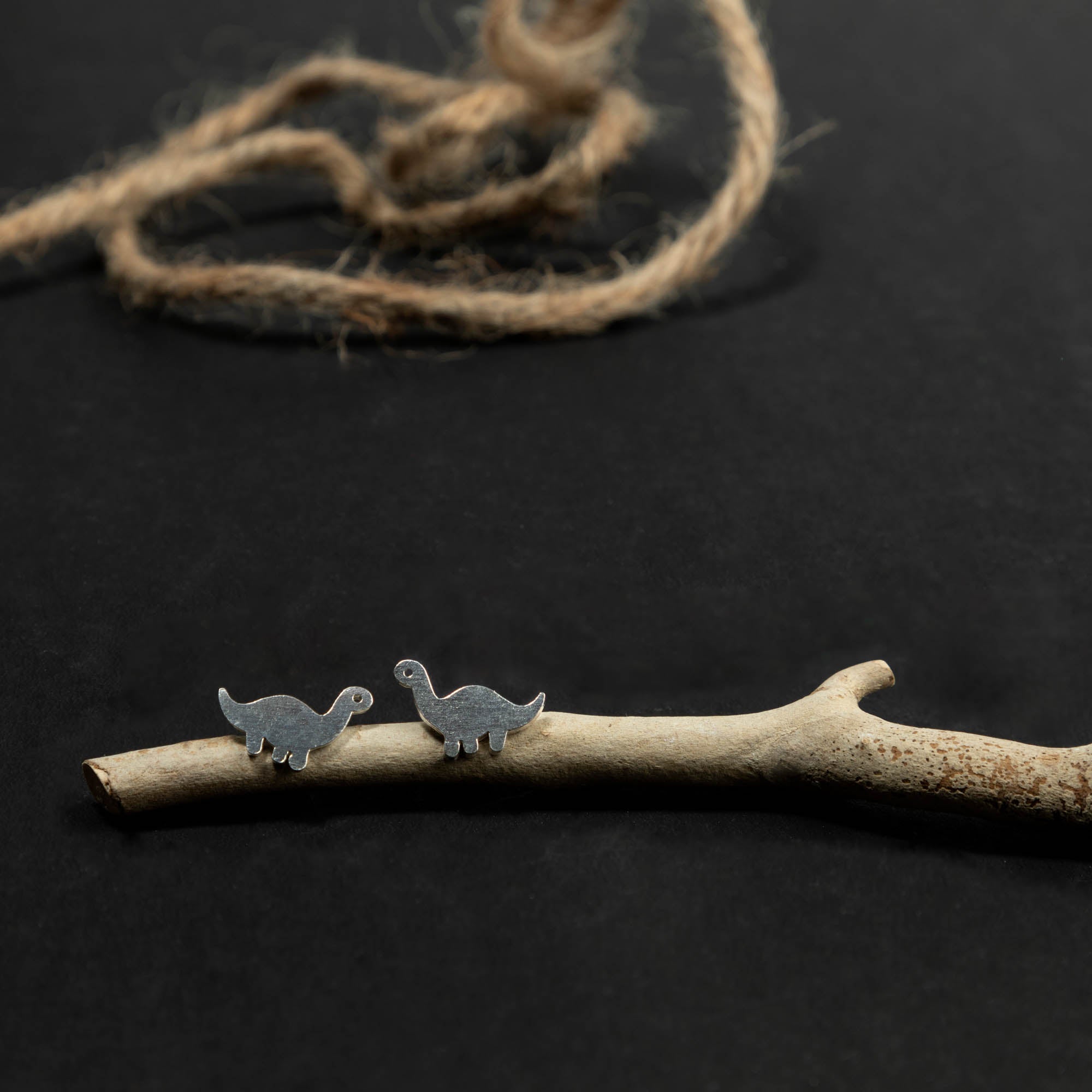 Pretty Dino Ear stud - 1275