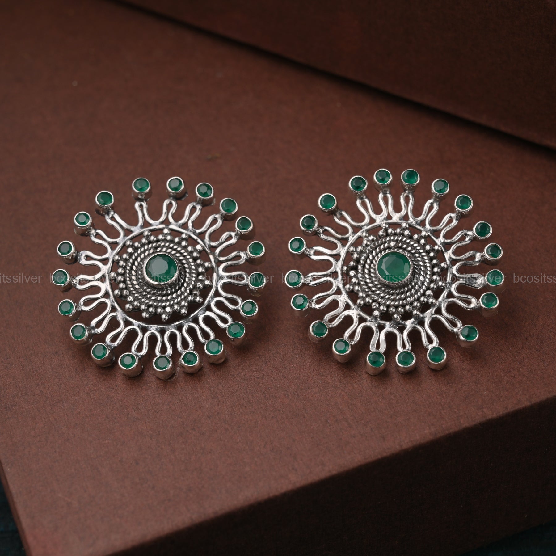 Pure 925 Silver Oxidized Earstud - 1713
